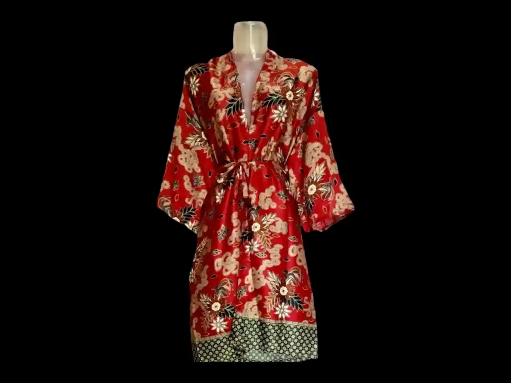 Gagg Store elegant silk bathrobes for a luxurious feel